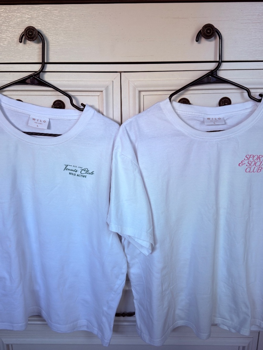 2 WILO The Label Tennis & Social Club Graphic Tees Bundle L